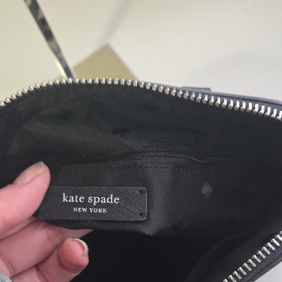 Kate Spade Black and White Wave Pattern Handbag - Picture 6 of 8